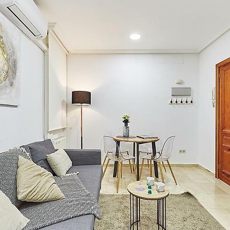 Leeways Apartment II In Gran Via Madrid Exteriör bild