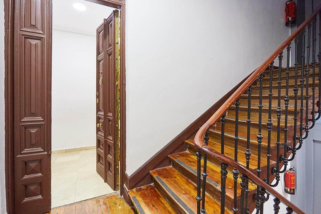 Leeways Apartment II In Gran Via Madrid Exteriör bild