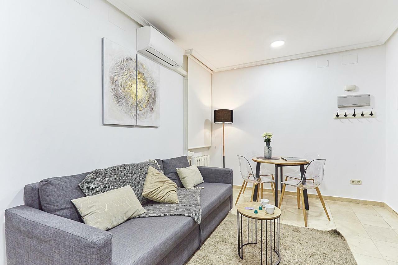 Leeways Apartment II In Gran Via Madrid Exteriör bild
